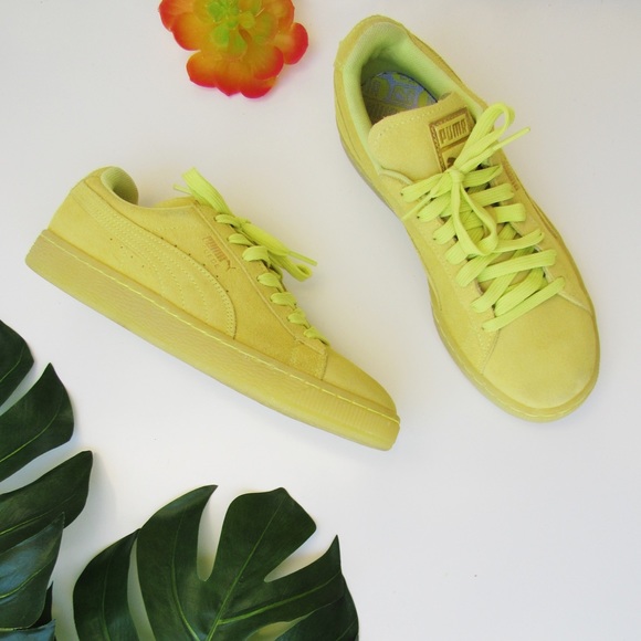 puma lime green shoes